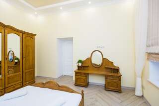Апартаменты Avangard Sholom Aleichem Apartment Львов Апартаменты с 2 спальнями-27